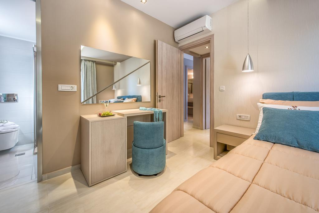 Avra Luxury Villa & Spa Keri Ruang foto
