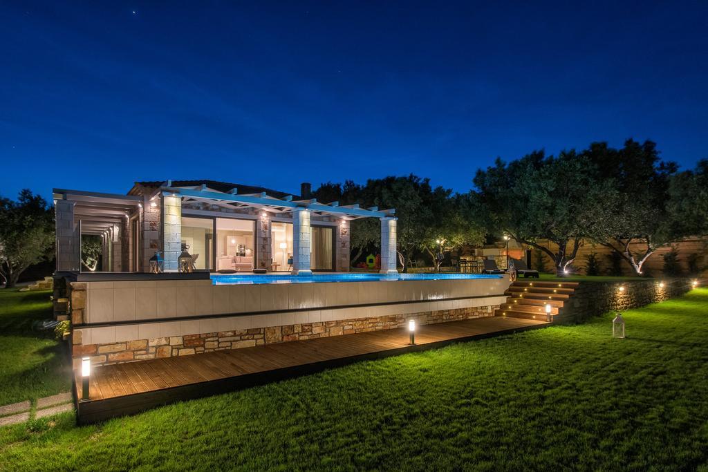 Avra Luxury Villa & Spa Keri Ruang foto