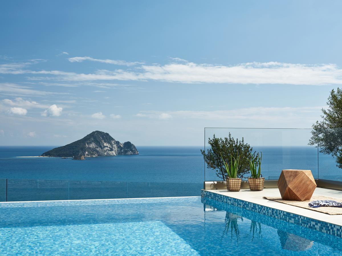 Avra Luxury Villa & Spa Keri Bagian luar foto