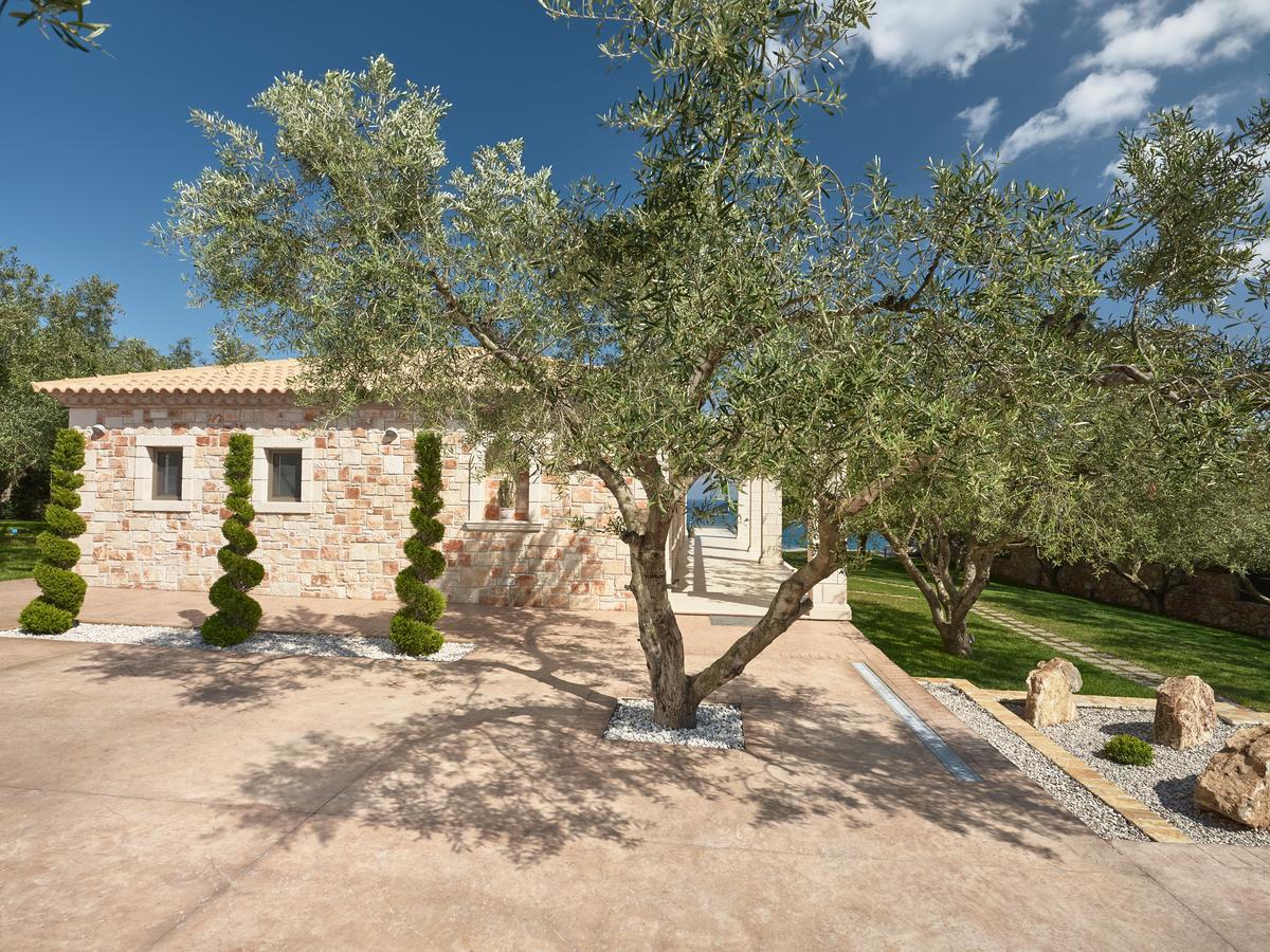 Avra Luxury Villa & Spa Keri Bagian luar foto